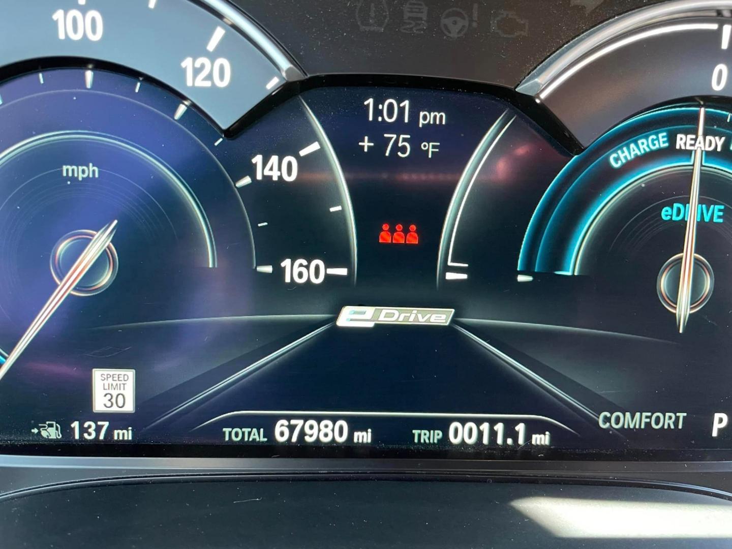 2018 SILVER /BLACK BMW 5-Series 530e iPerformance (WBAJA9C55JB) with an 2.0L L4 DOHC 16V TURBO HYBRID engine, 8A transmission, located at 744 E Miner Ave, Stockton, CA, 95202, (209) 944-5770, 37.956863, -121.282082 - PLUS TAXES AND FEES - Photo#8
